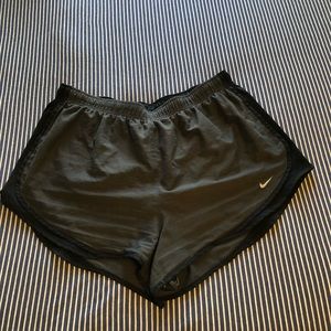 Women’s Nike Shorts 1X